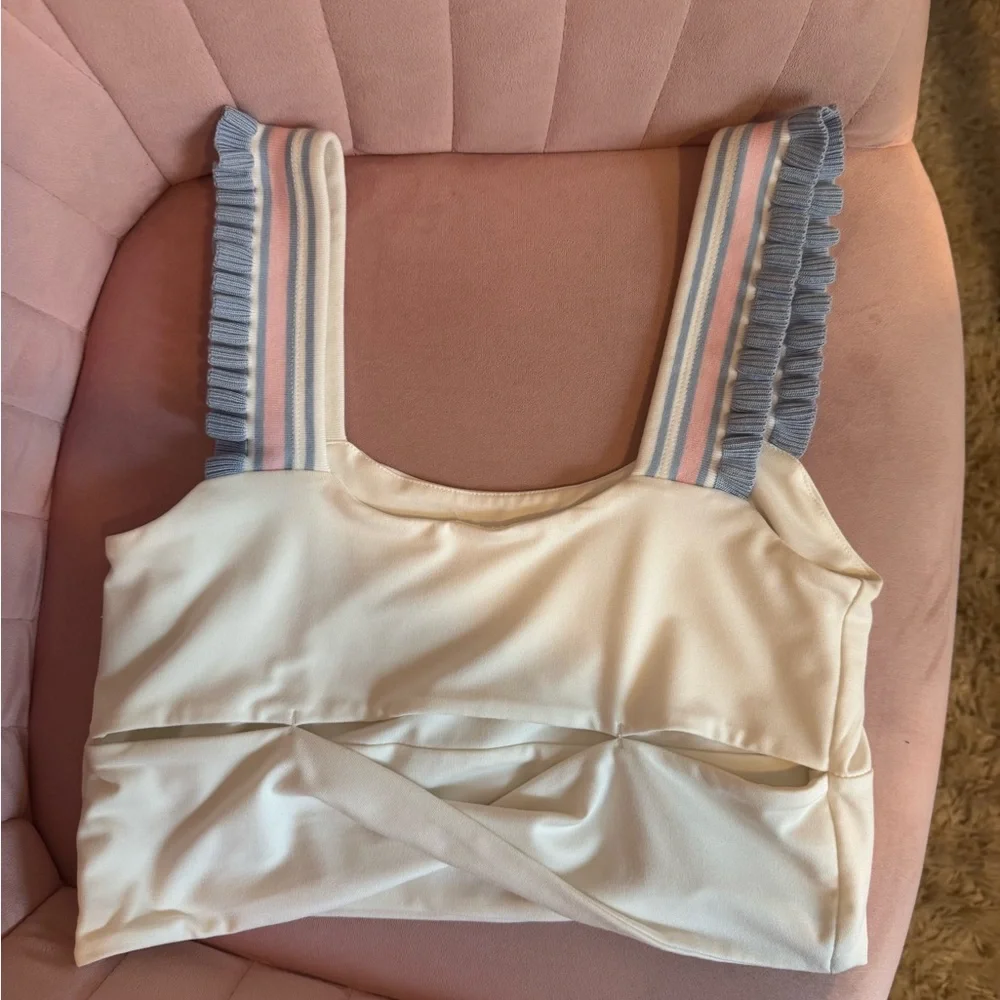 Altar’d State athletic Ruffle Tank - Picture 3 of 4
